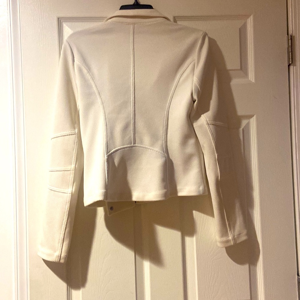 White Jacket - Picture 3 of 3